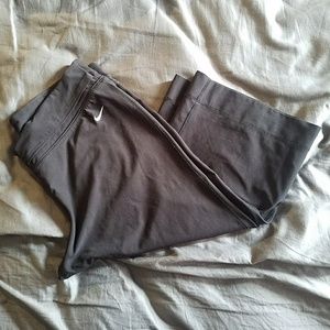 Nike wide leg Capri activewear